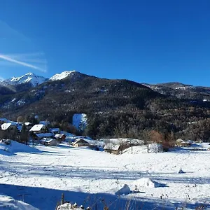  Appartement De Charme Au Melezet, Les Orres. Plein Sud.